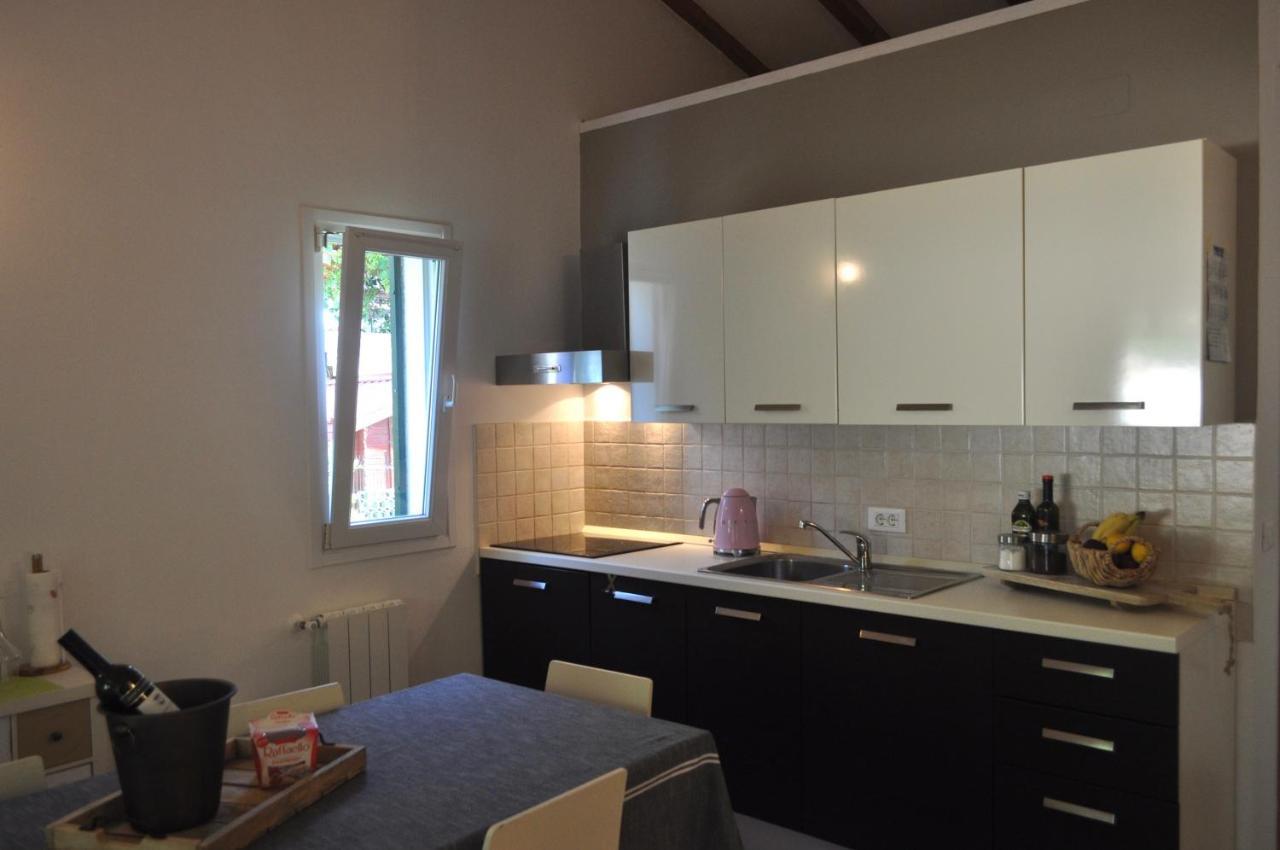 Kamenjak Volme, Cousy House With Pool Banjole Esterno foto