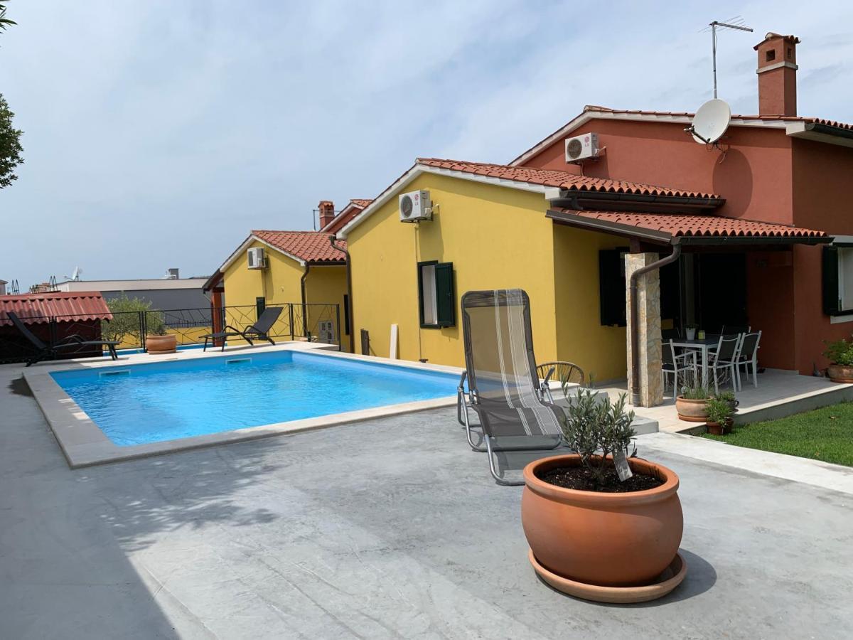 Kamenjak Volme, Cousy House With Pool Banjole Esterno foto